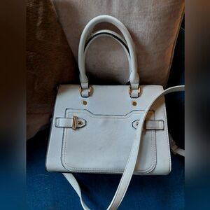 Elegant White Handbag